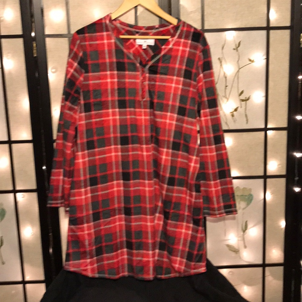 ♥️ Red Plaid night gown ♥️